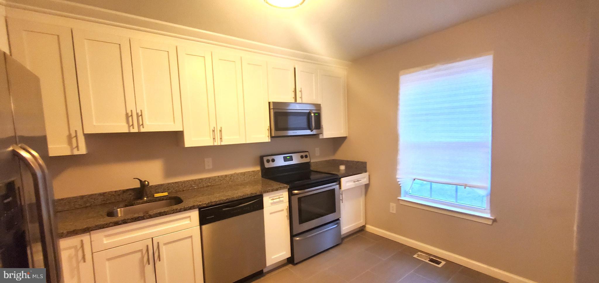 CAPITAL VIEW TOWNHOUSES - Residential Lease