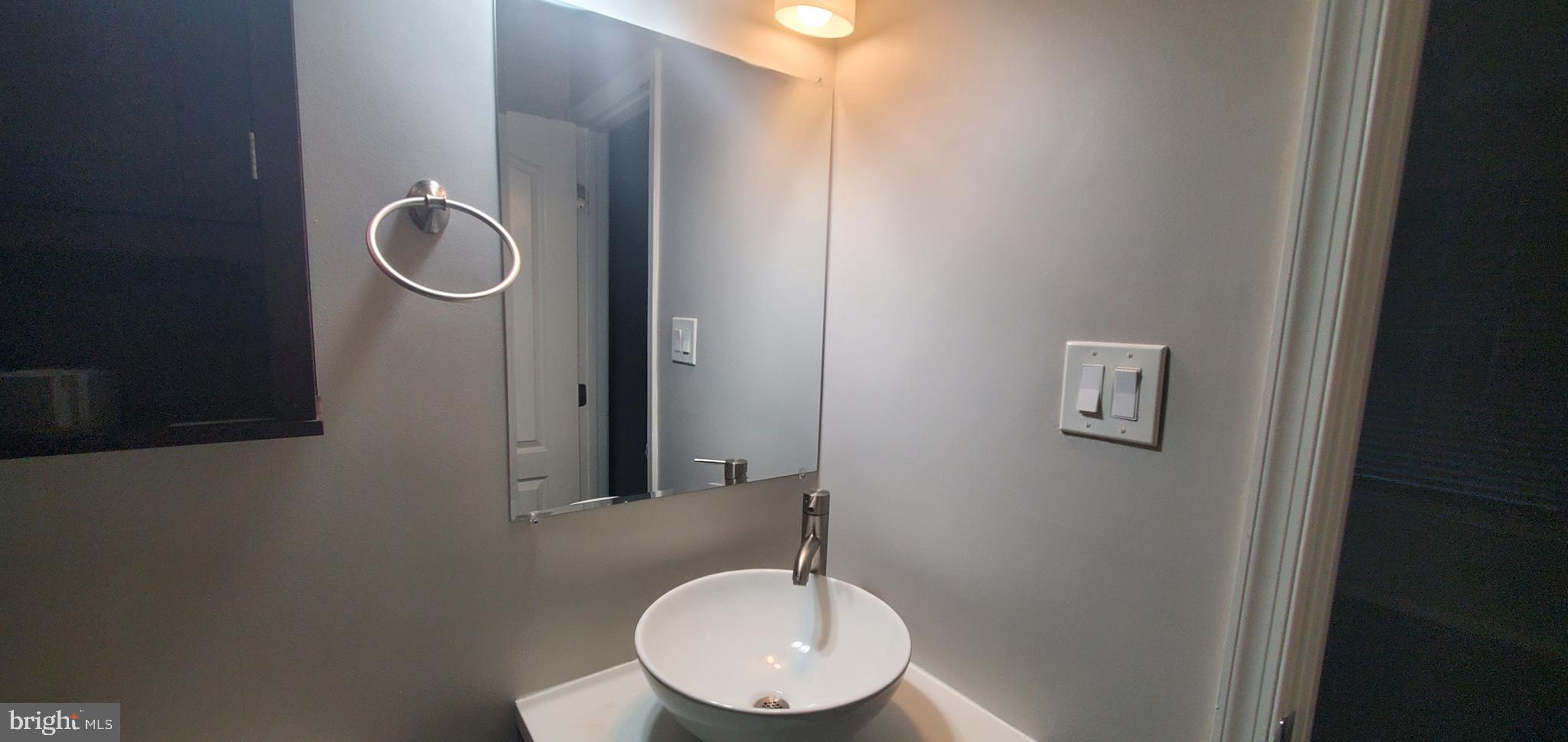 CAPITAL VIEW TOWNHOUSES - Residential Lease