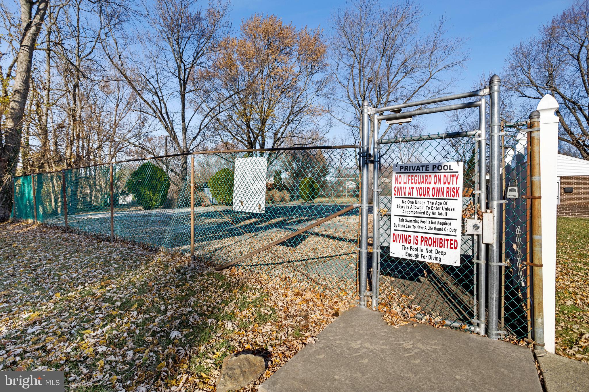 ASTON ARMS - Residential