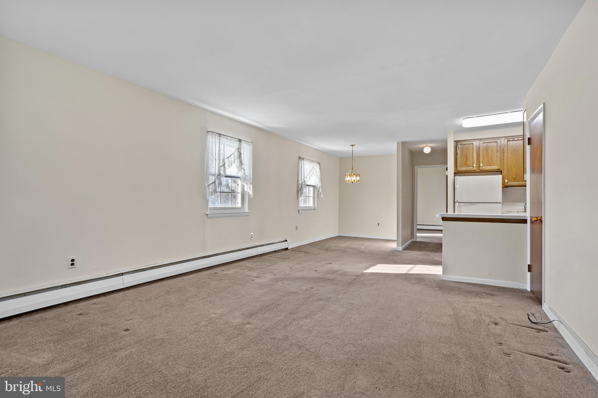 ASTON ARMS - Residential