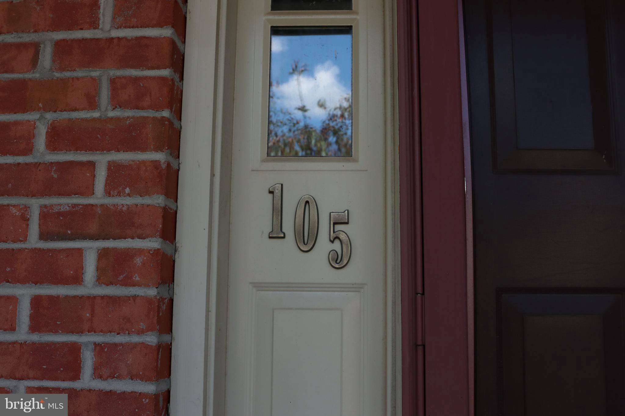 VERNON COURT - Residential Lease