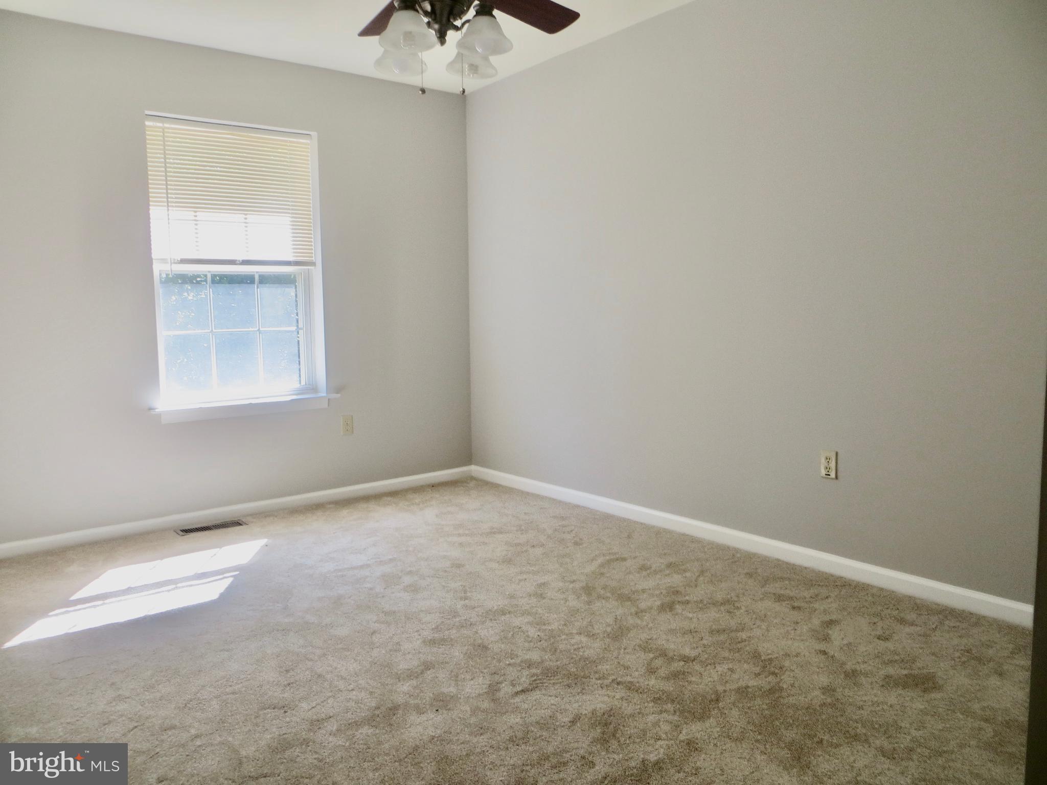 VERNON COURT - Residential Lease