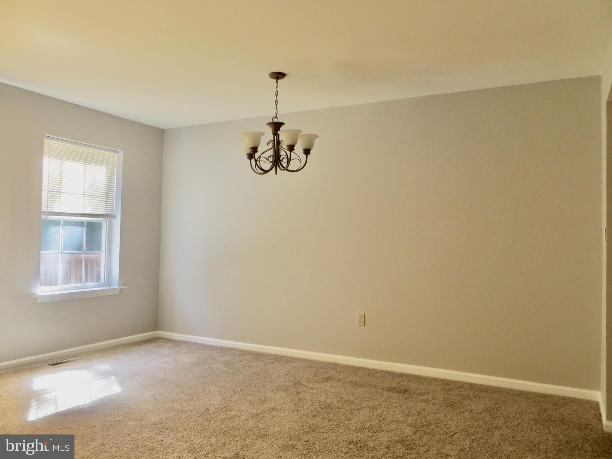 VERNON COURT - Residential Lease