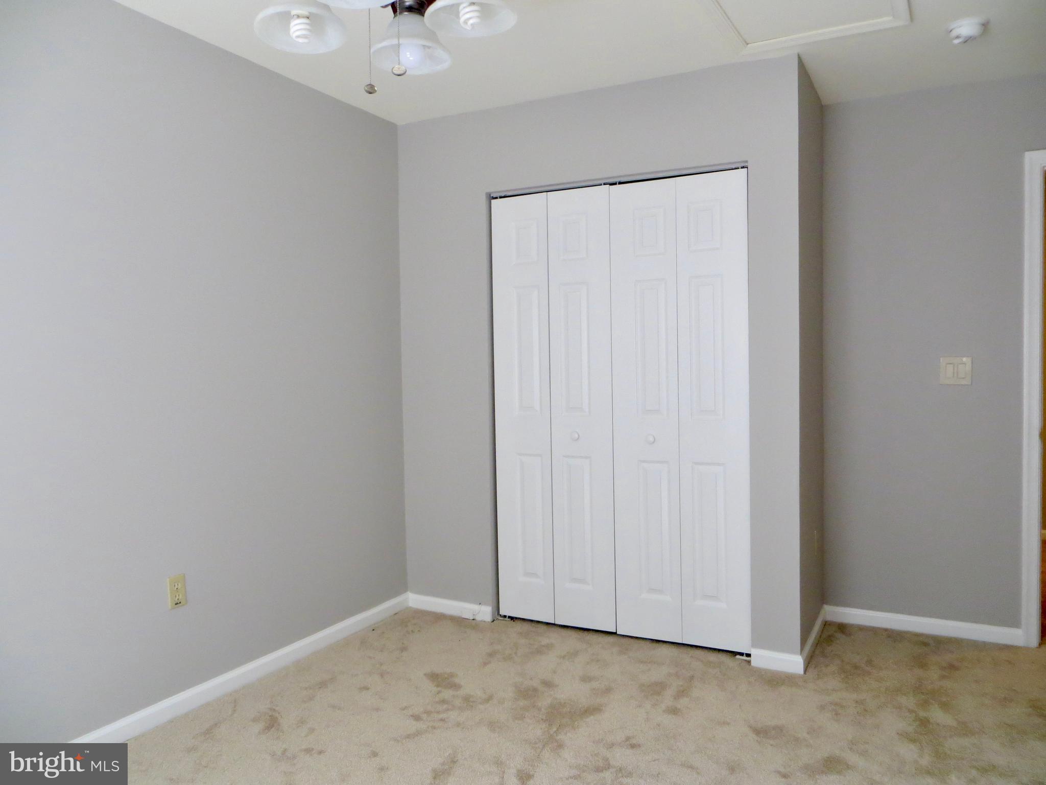 VERNON COURT - Residential Lease