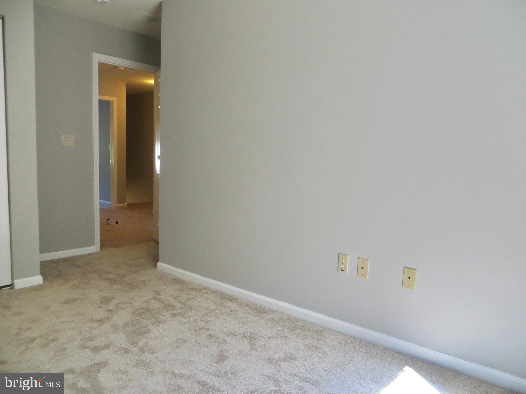 VERNON COURT - Residential Lease