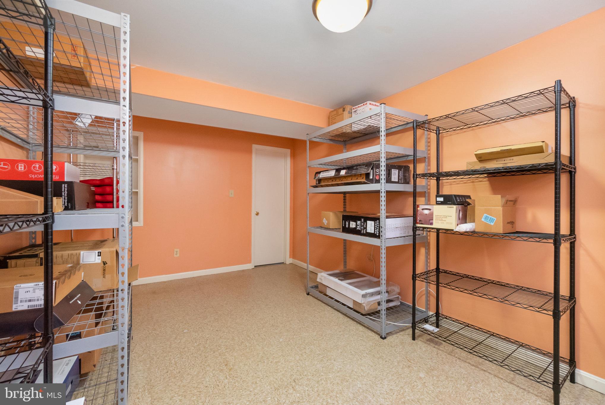 MONTPELIER WOODS - Residential