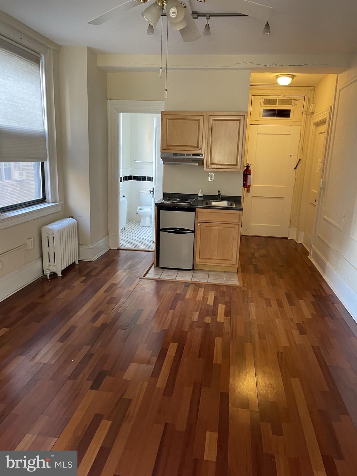 WASHINGTON SQ WEST - Residential Lease