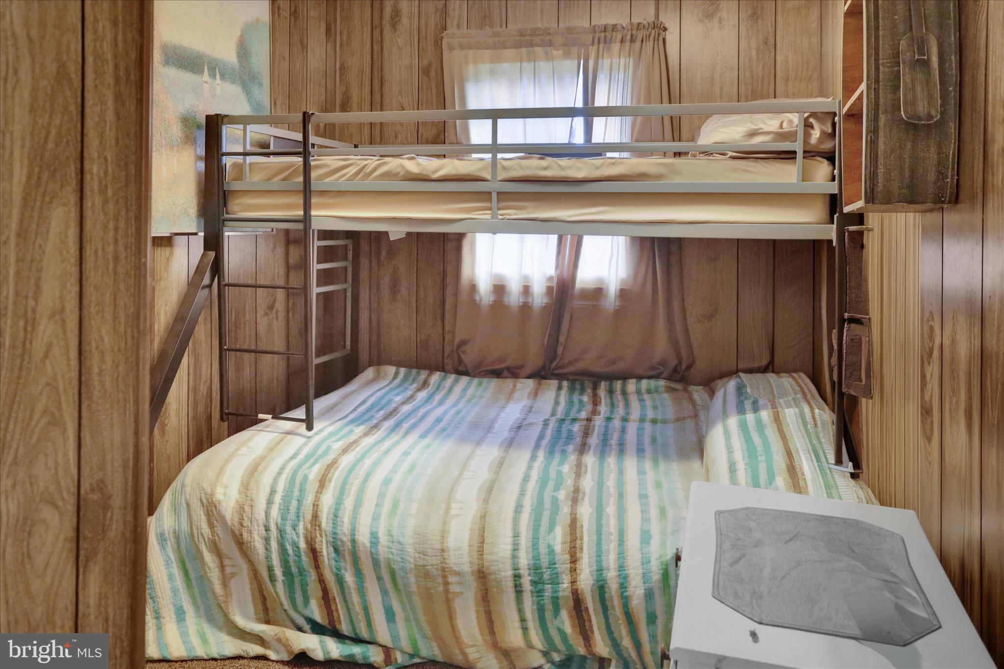 LOVE CREEK - Residential