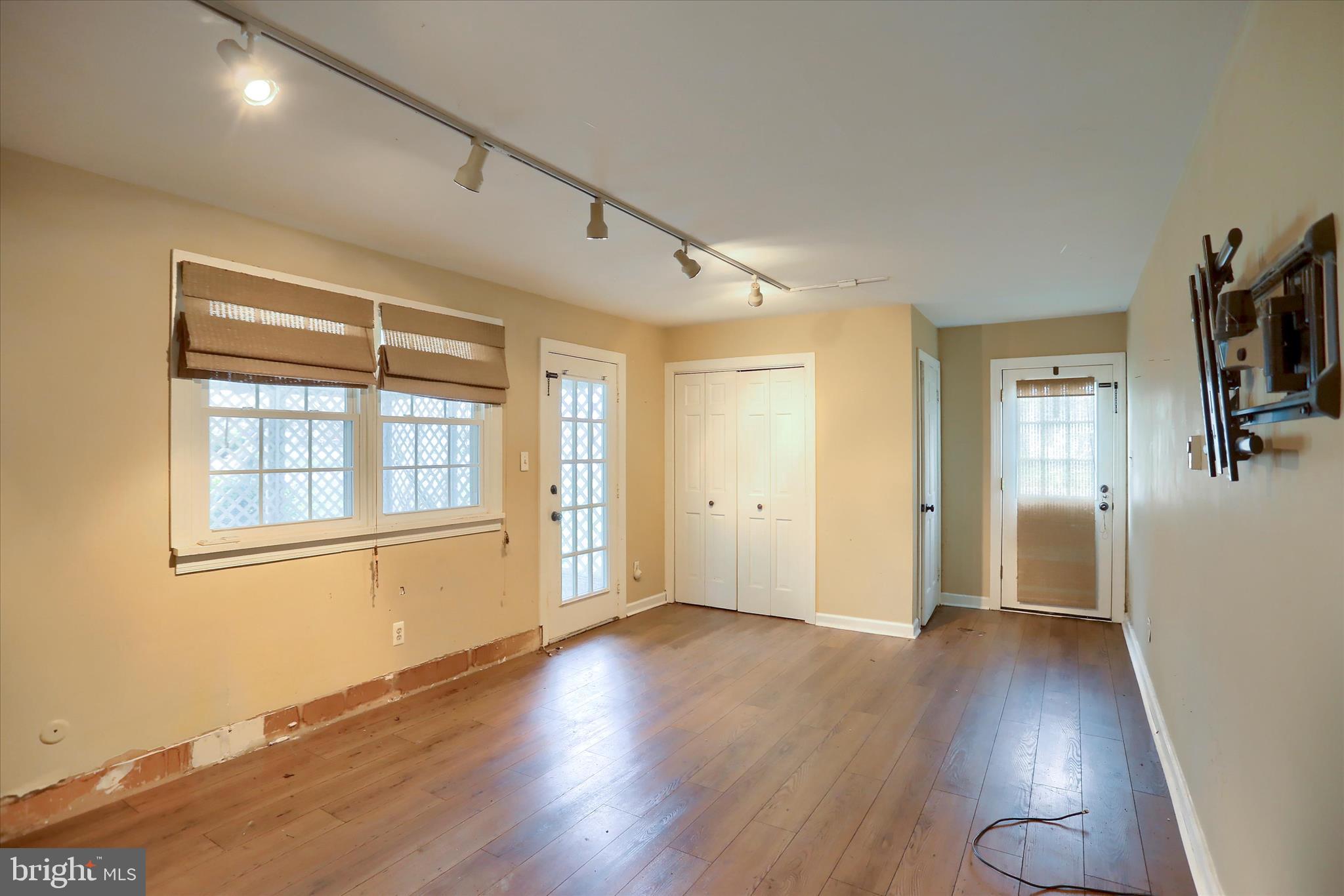 FOREST PARK - Residential