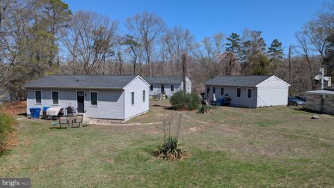 Photo of 424 Trenton Road, BROWNS MILLS, NJ 08015 (MLS # NJBL2084780)