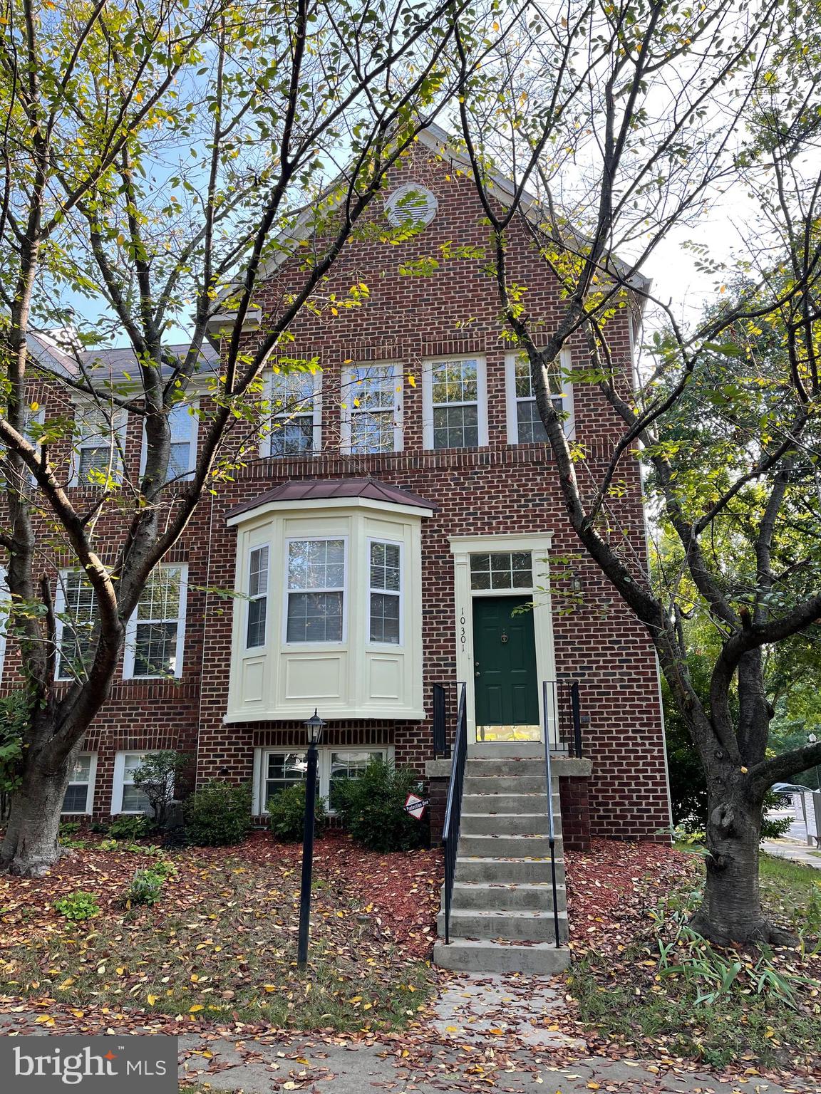 WOODVIEW VILLAGE WEST - Residential Lease