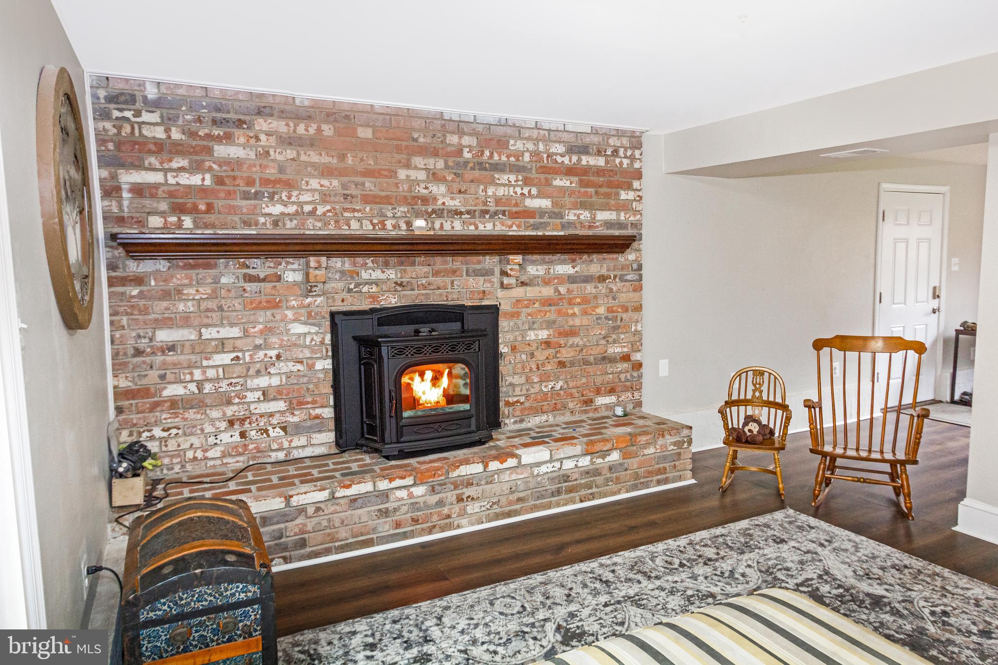 SUNDERLANDVILLE - Residential