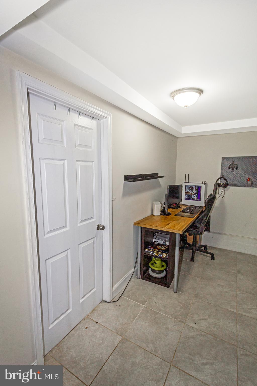 SUNDERLANDVILLE - Residential