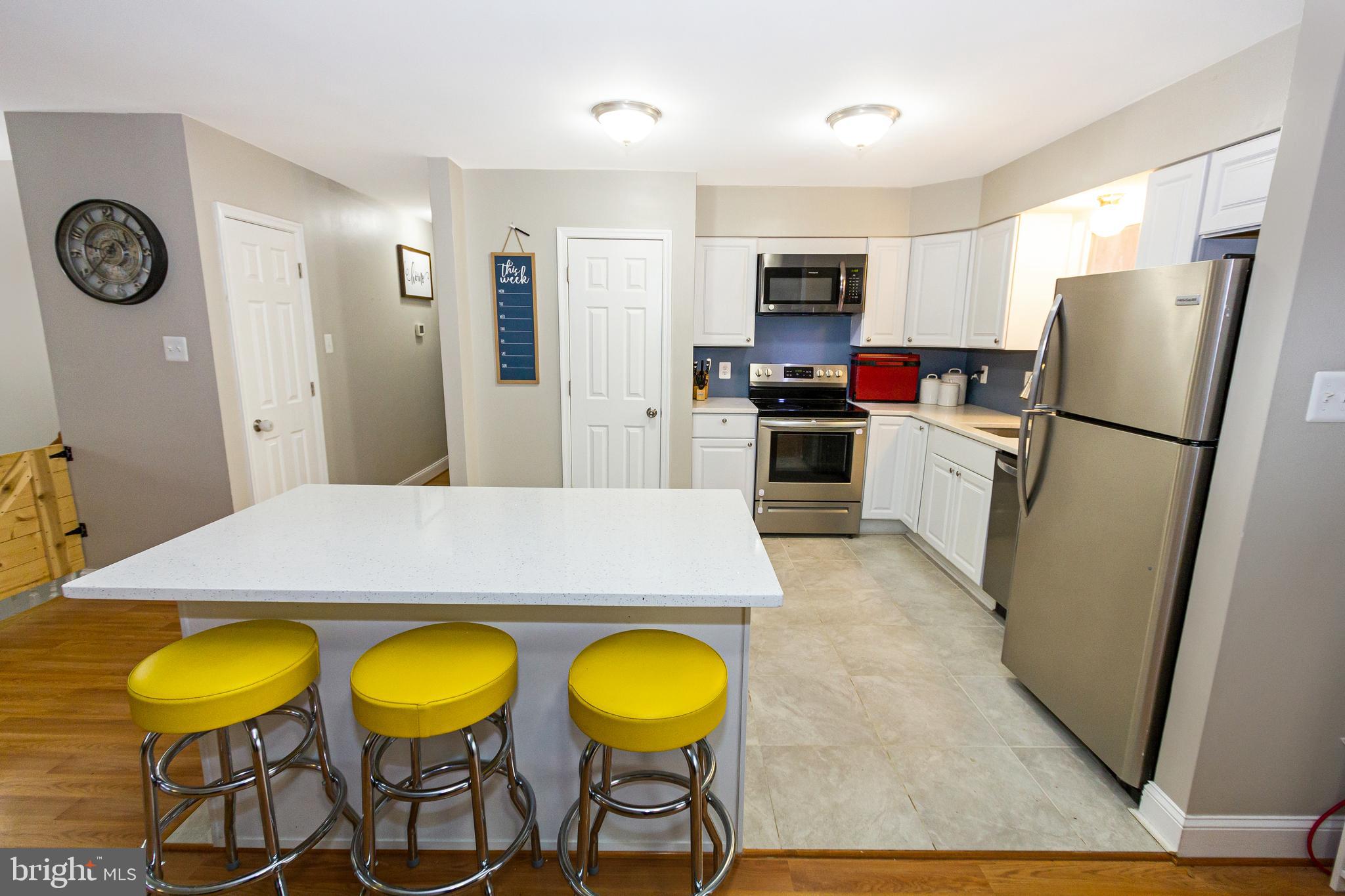 SUNDERLANDVILLE - Residential