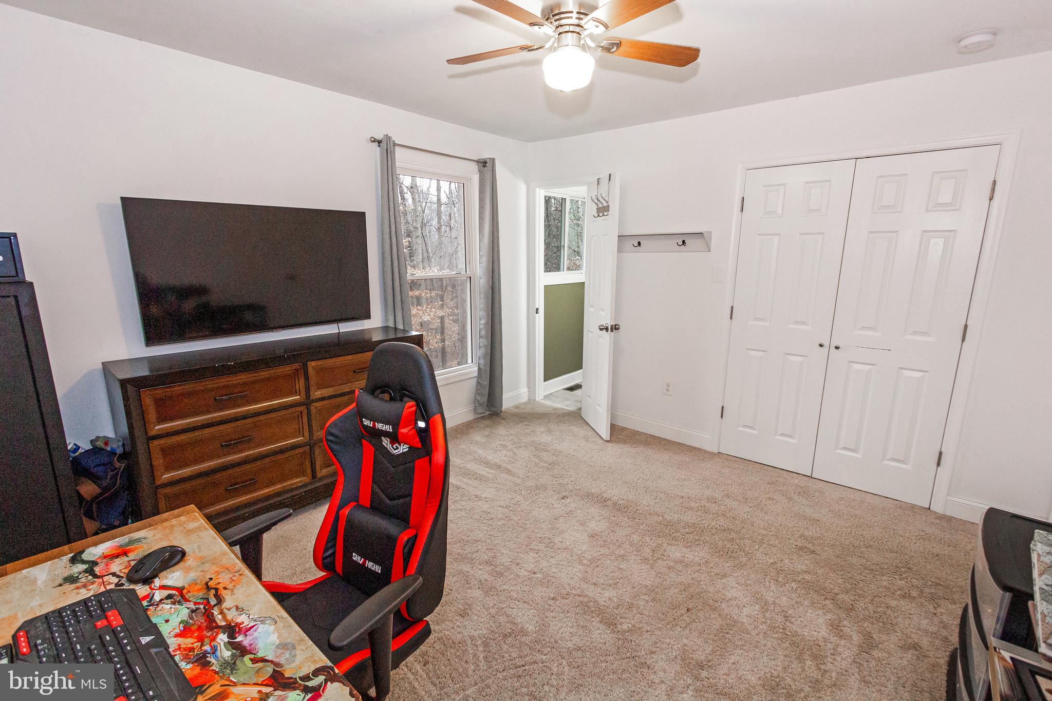 SUNDERLANDVILLE - Residential