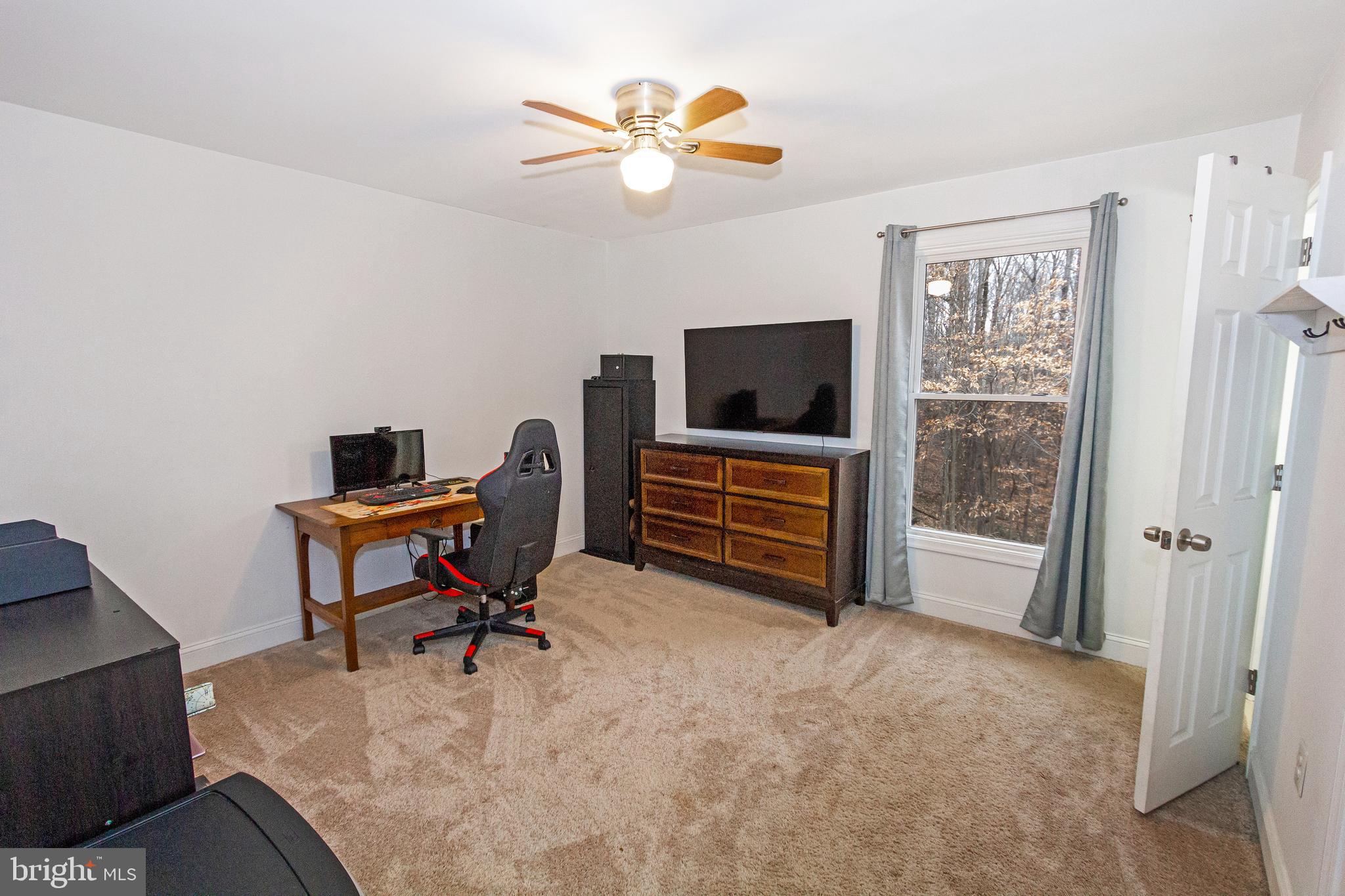 SUNDERLANDVILLE - Residential