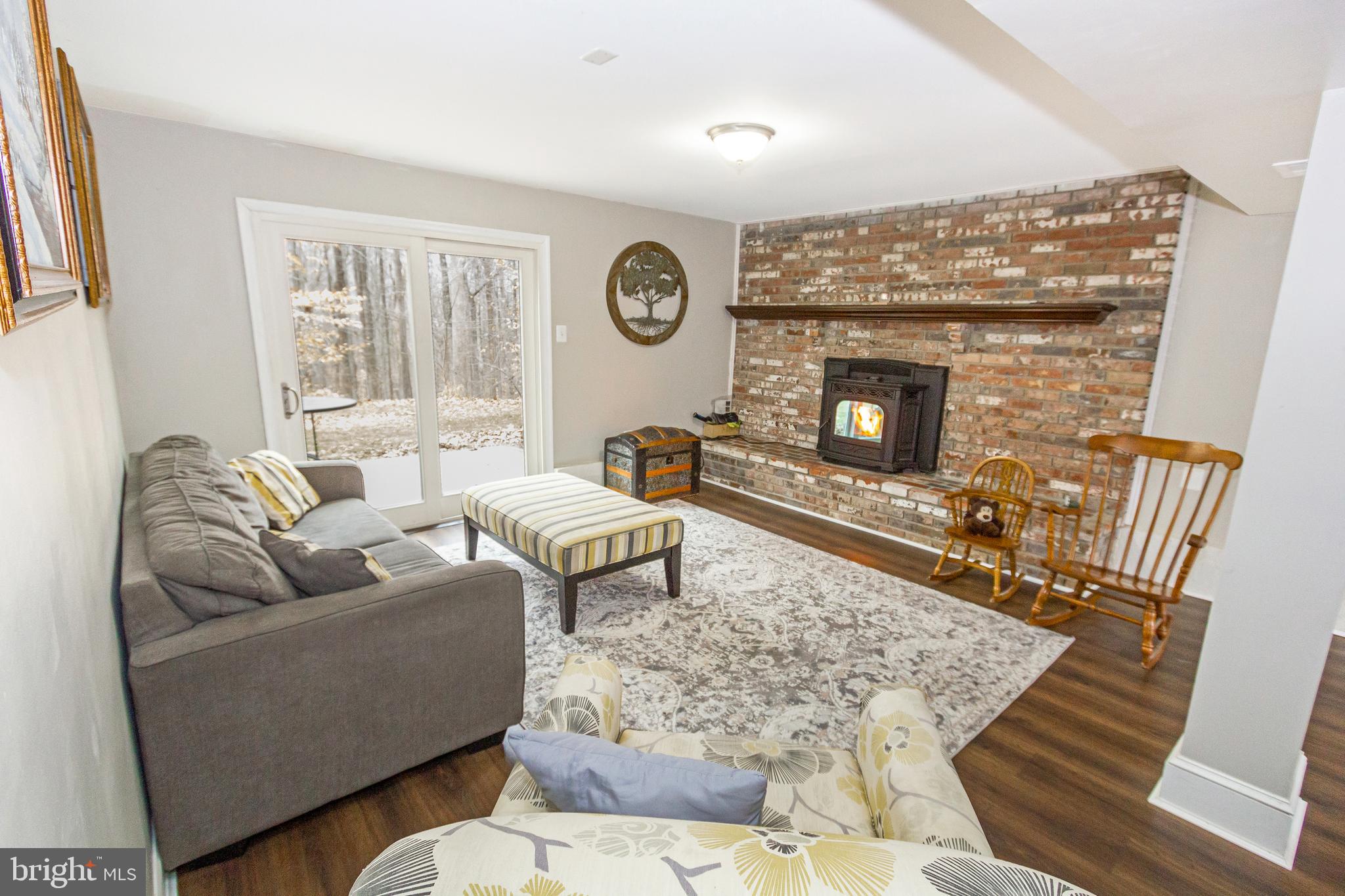 SUNDERLANDVILLE - Residential