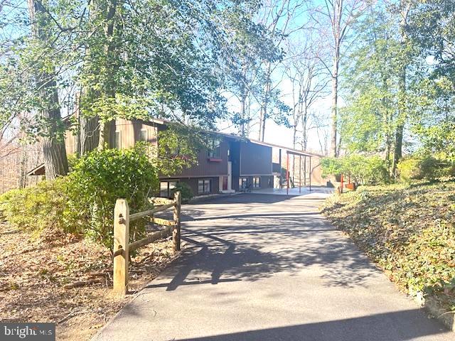 FEATHERSTONE TERRACE - Residential