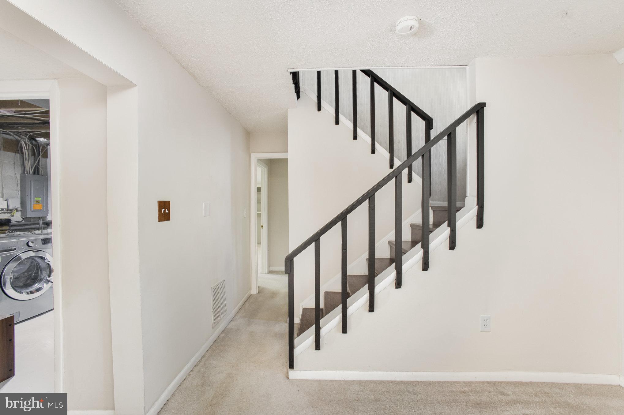 FEATHERSTONE TERRACE - Residential