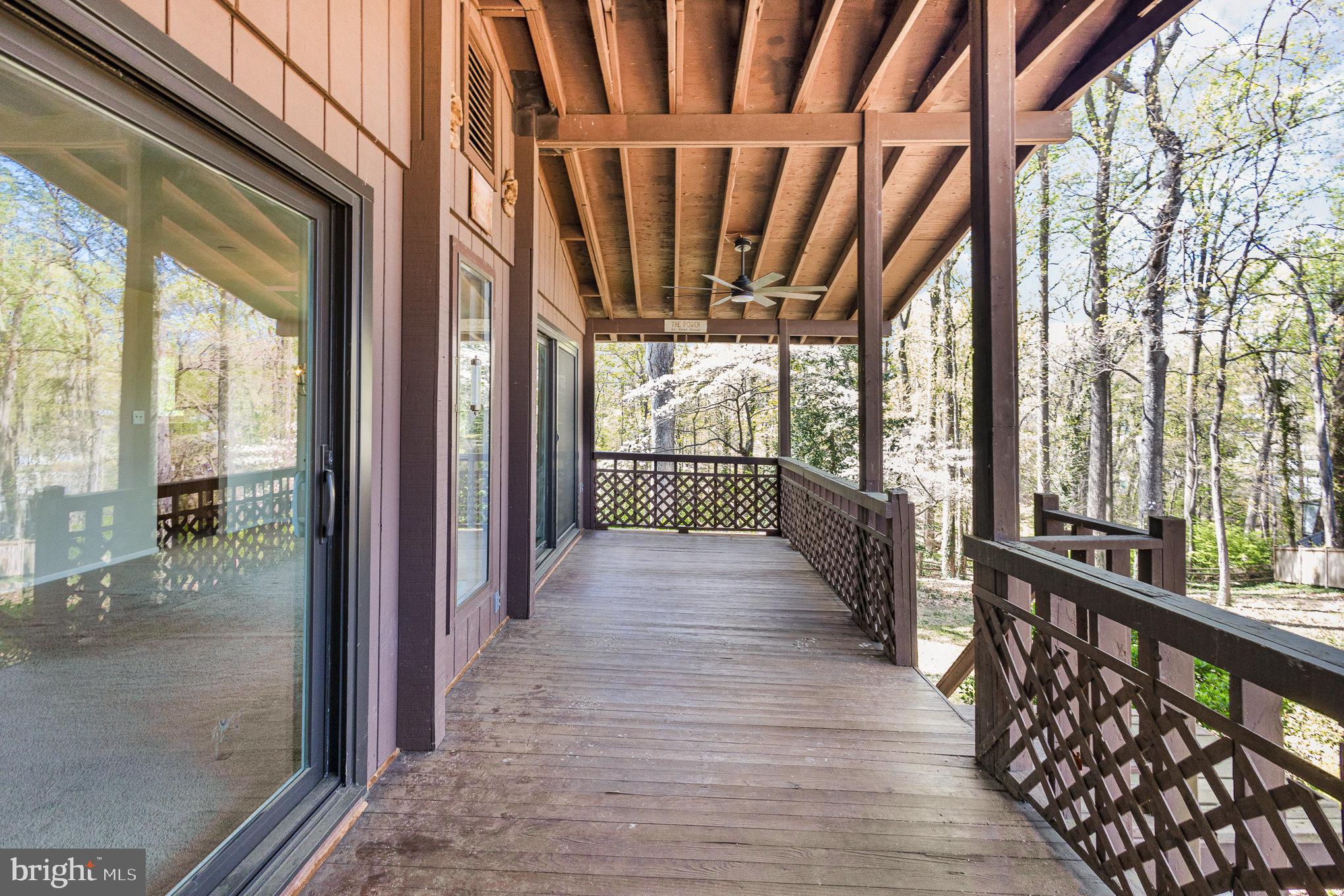 FEATHERSTONE TERRACE - Residential