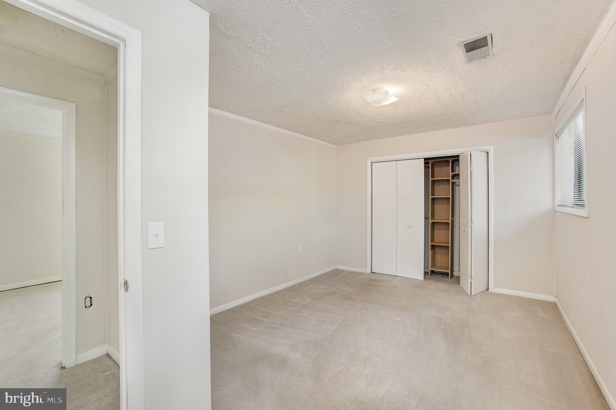 FEATHERSTONE TERRACE - Residential