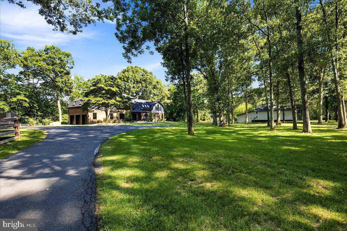 7785 SWAN LANE