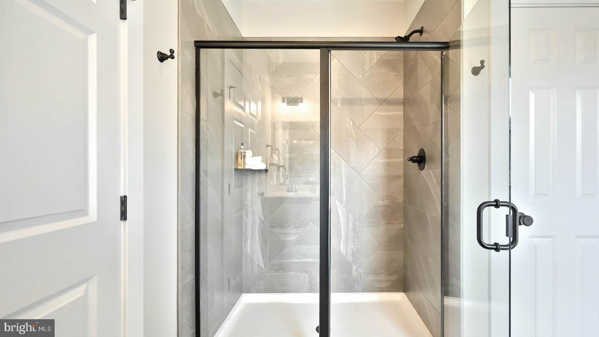 CORNWALL JUNCTION - Residential