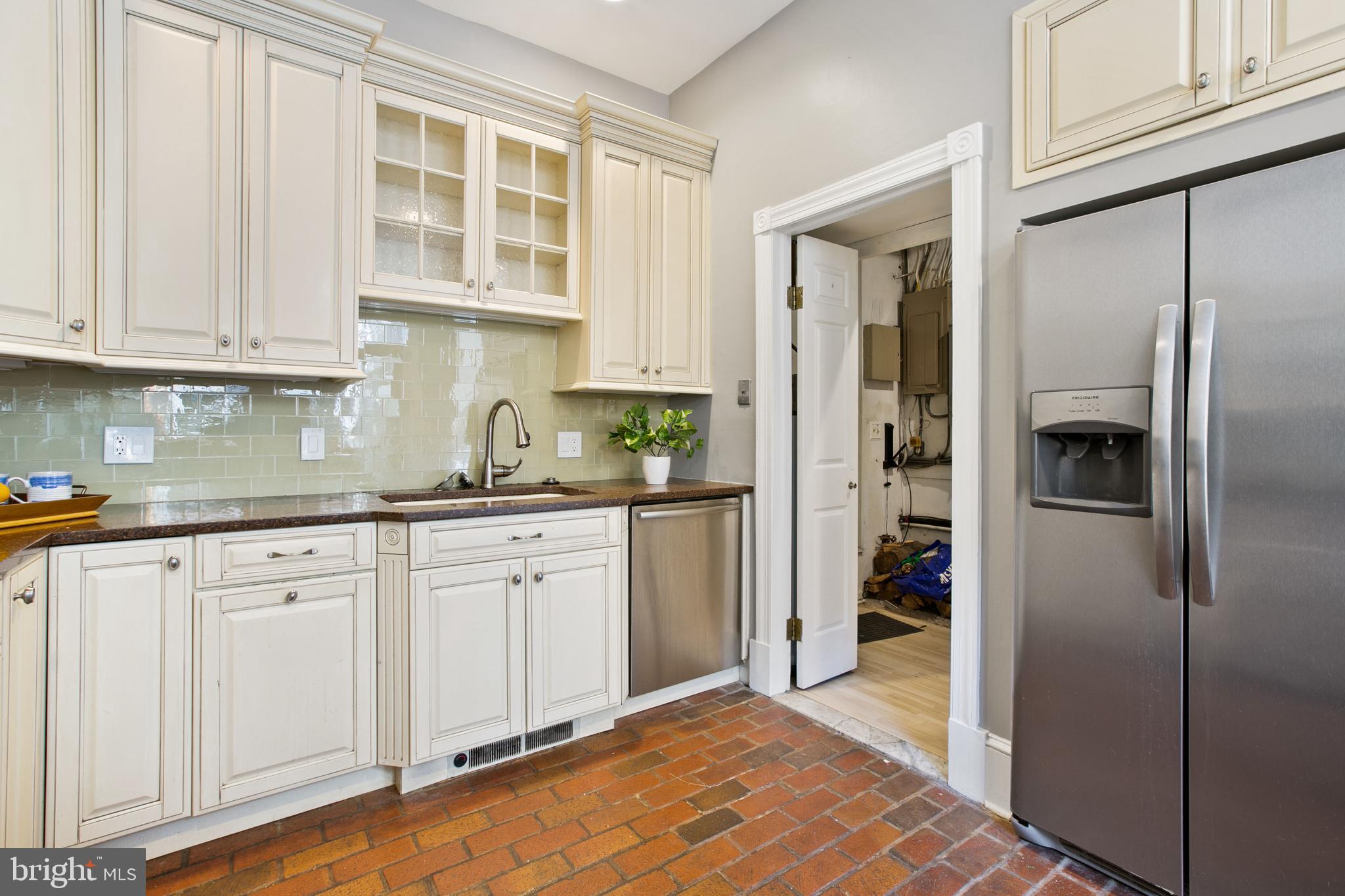 OTTERBEIN - Residential Lease