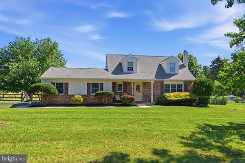 Homes For Sale - 232 Wartman Road<br/> COLLEGEVILLE, PA 19426