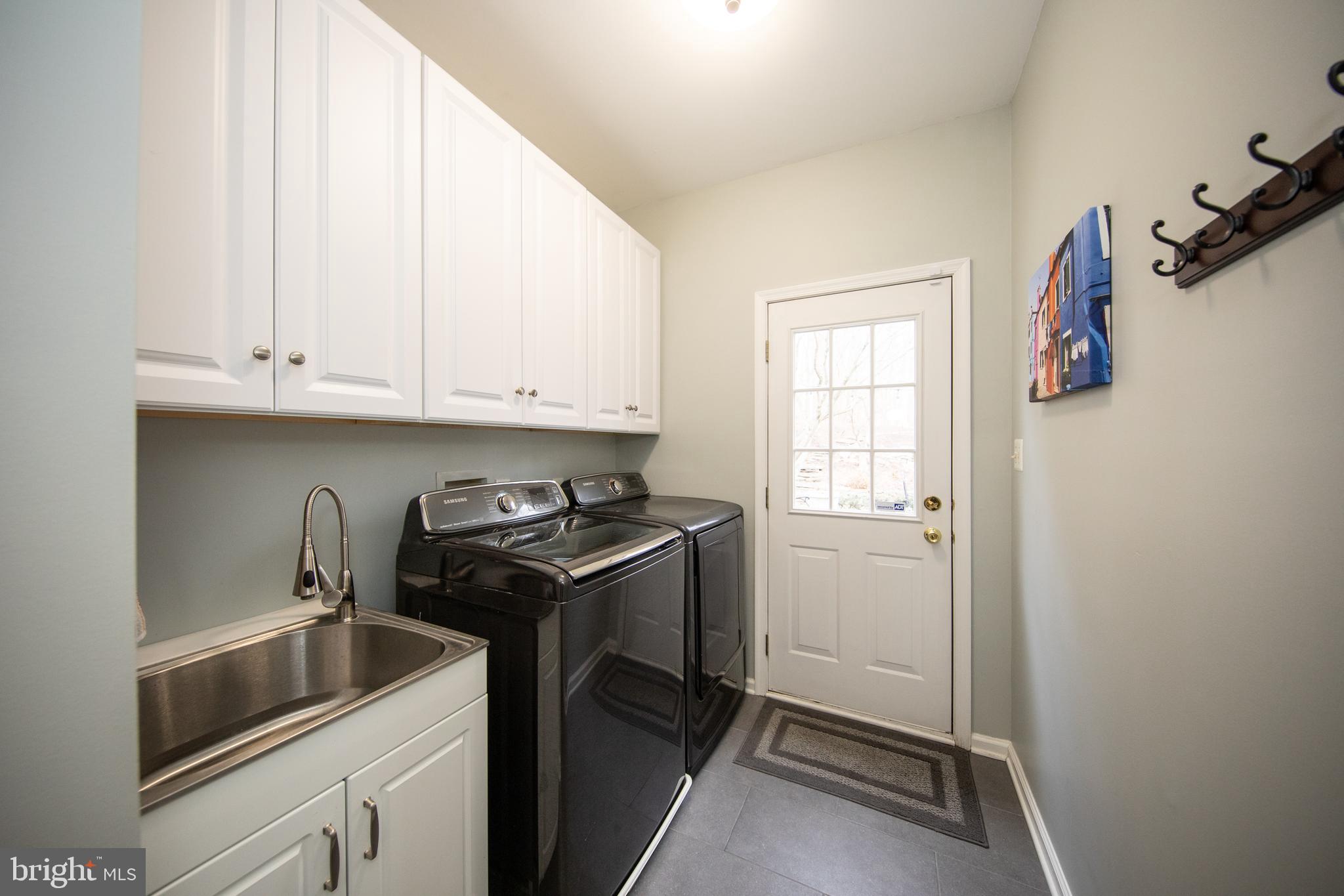 VINEYARD OAK - Residential