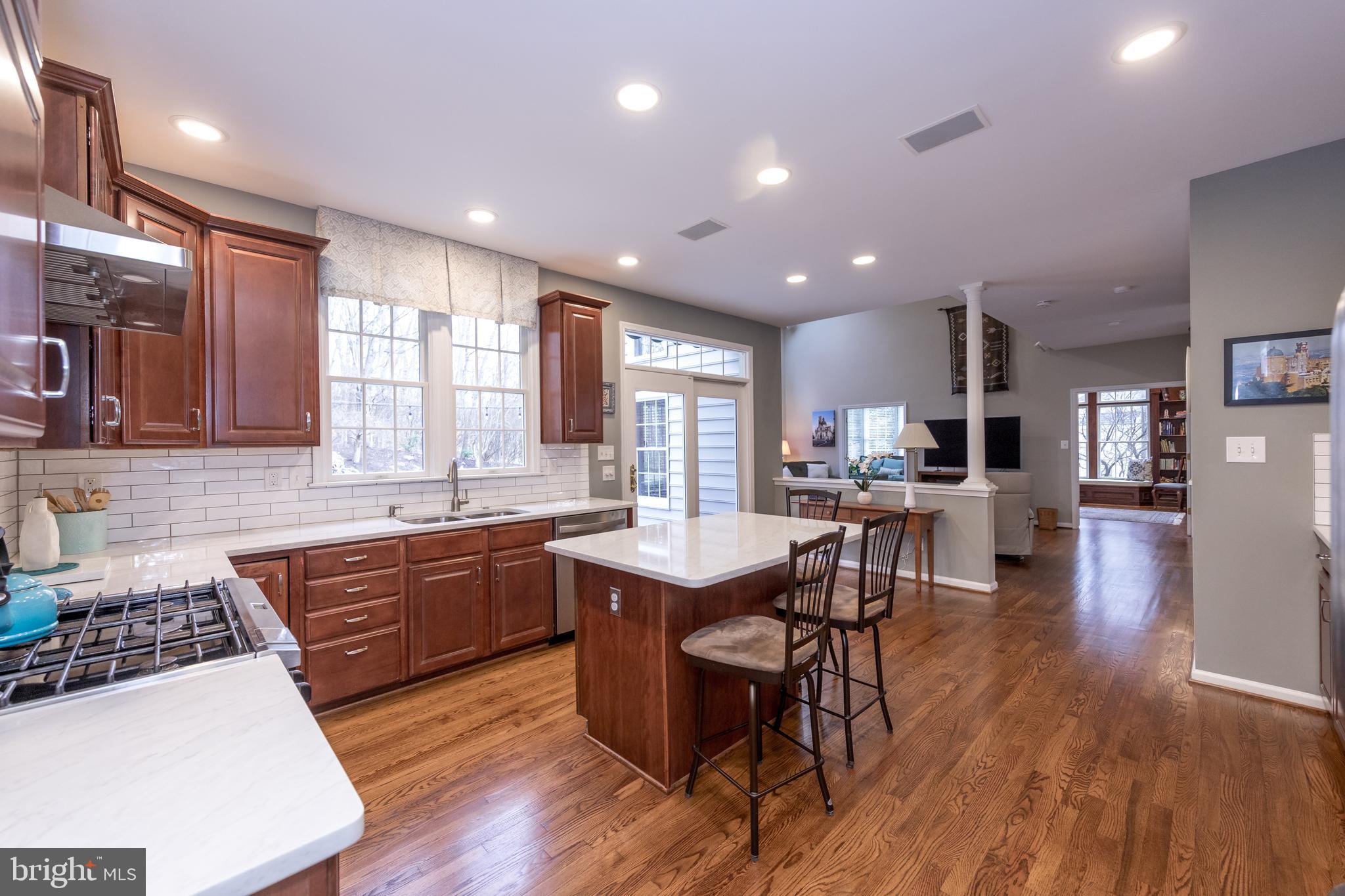 VINEYARD OAK - Residential