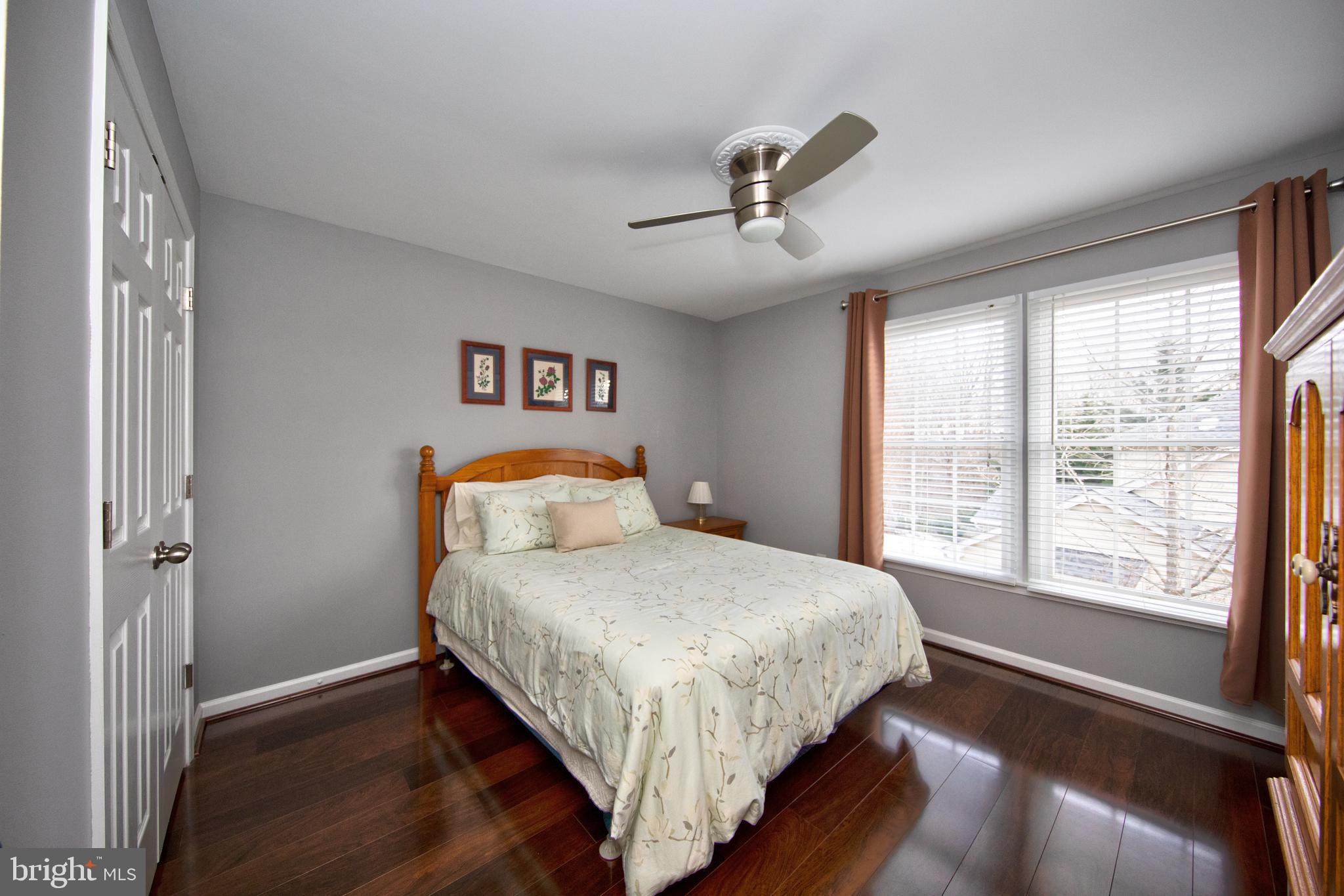 VINEYARD OAK - Residential