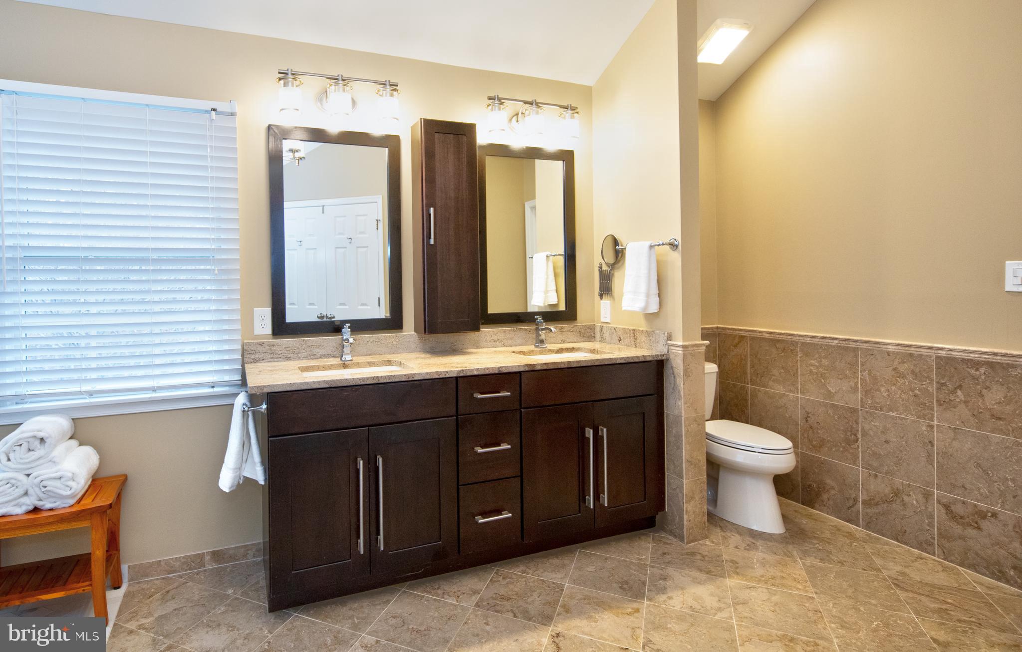 VINEYARD OAK - Residential