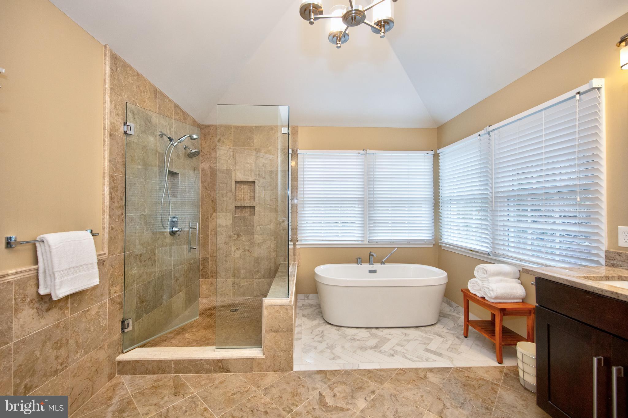 VINEYARD OAK - Residential