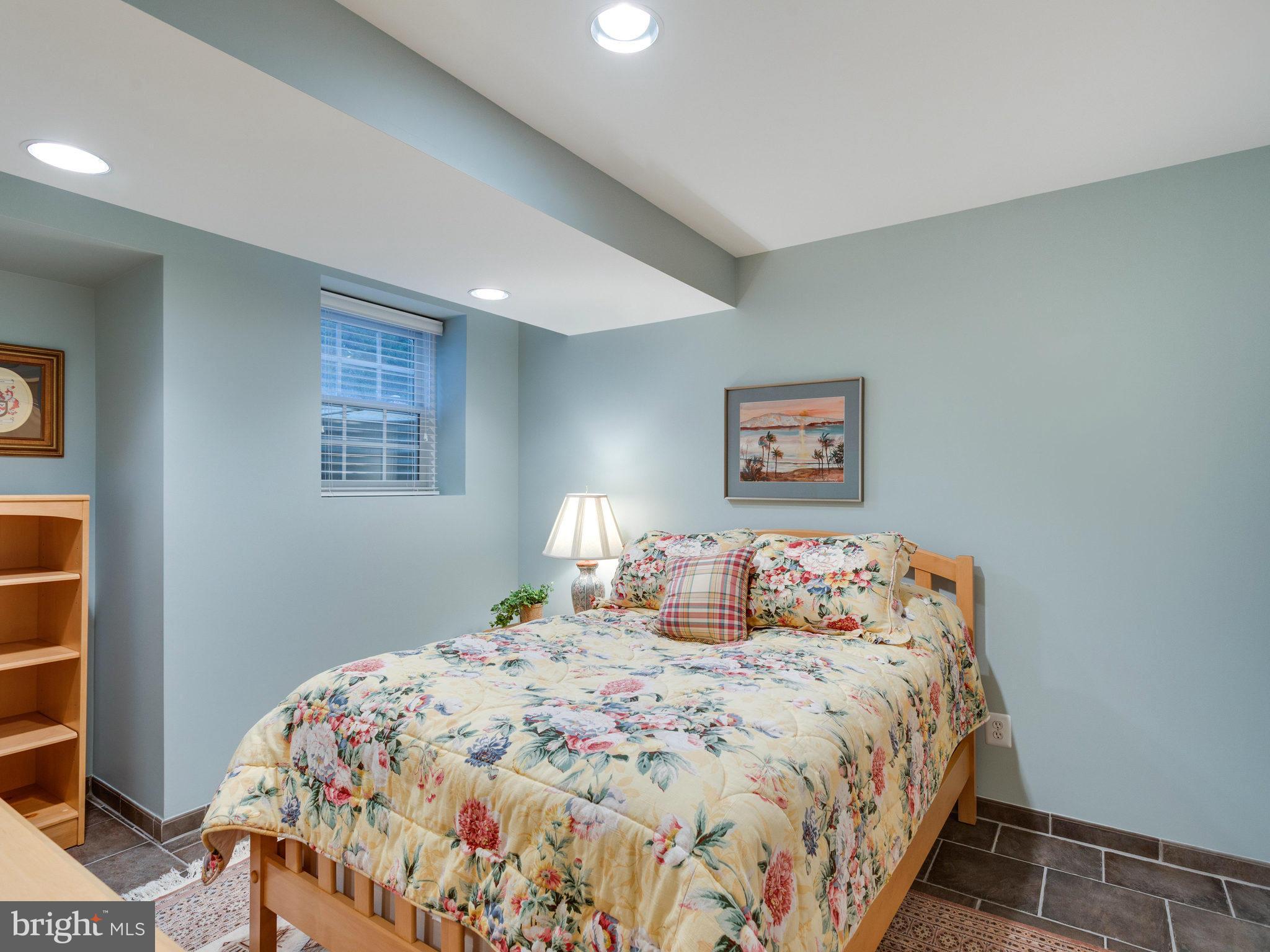 WEST MC LEAN - Residential