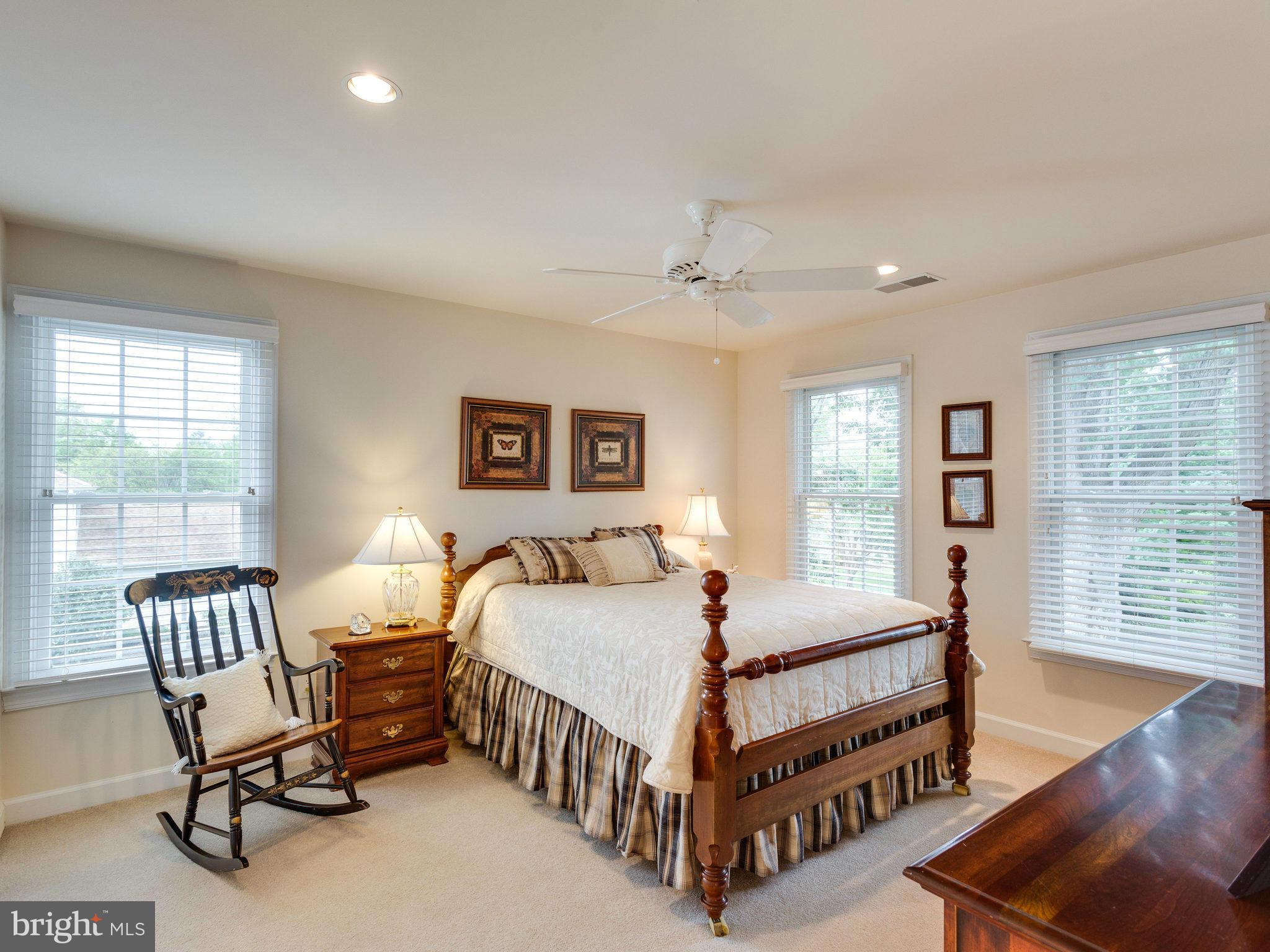 WEST MC LEAN - Residential