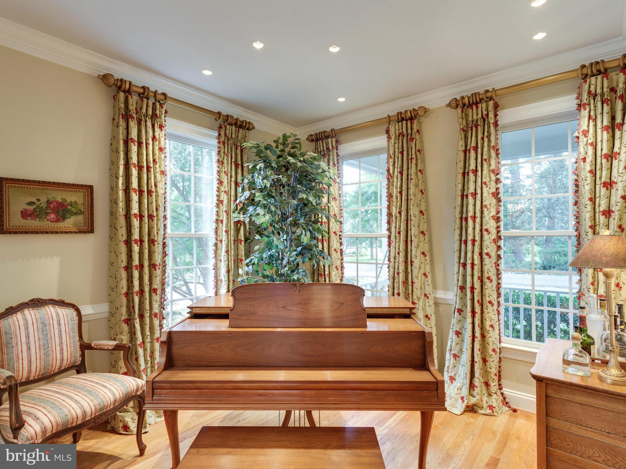 WEST MC LEAN - Residential