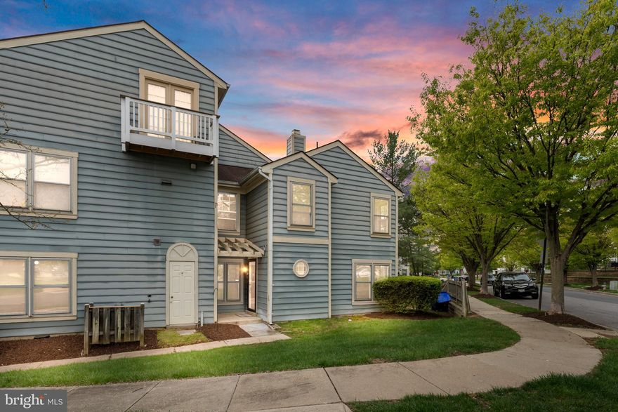 For Rent – Upgraded 3BR/2.5BA End Unit Townhome in Laurel, MD
Recently renovated (2025) end-unit townhome in The Village at Greens of Patuxent. Features 3 bedrooms, 2.5 baths, and 1,361 sq. ft. of living space. Open floor plan with bright living and dining areas. Updated kitchen with Quartz countertops, new cabinets, tile backsplash, and stainless steel appliances.

Primary suite includes a renovated private bath; two additional bedrooms share an updated hall bath. Private fenced patio for outdoor enjoyment. In-unit washer and dryer included.

Convenient location near Laurel MARC station, major highways, shopping, and dining. Rent includes exterior maintenance, landscaping, snow removal, and common area upkeep.
