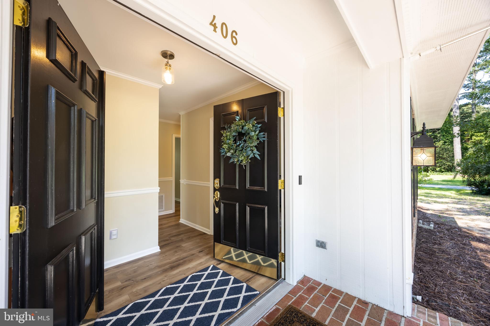 406 DOGWOOD DRIVE