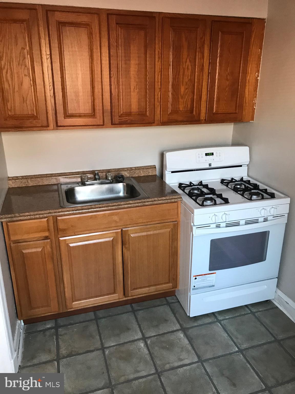 GLEN OAKS - Residential Income