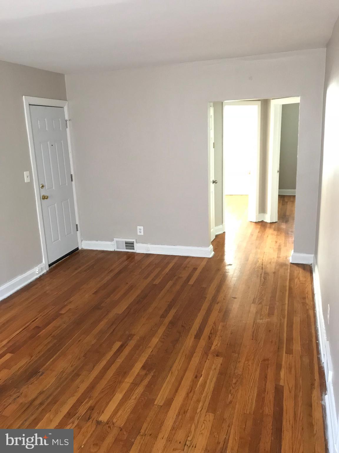 GLEN OAKS - Residential Income