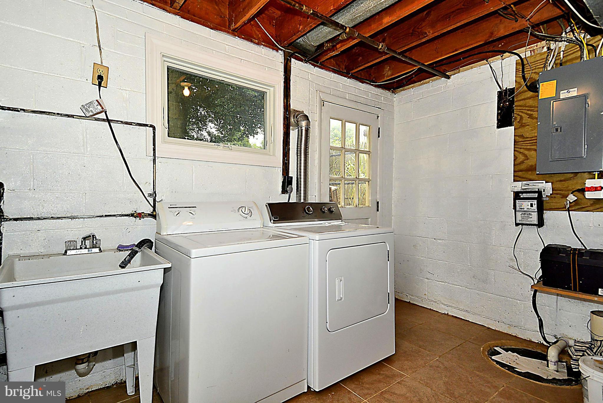 RIVER BEND ESTATES - Residential