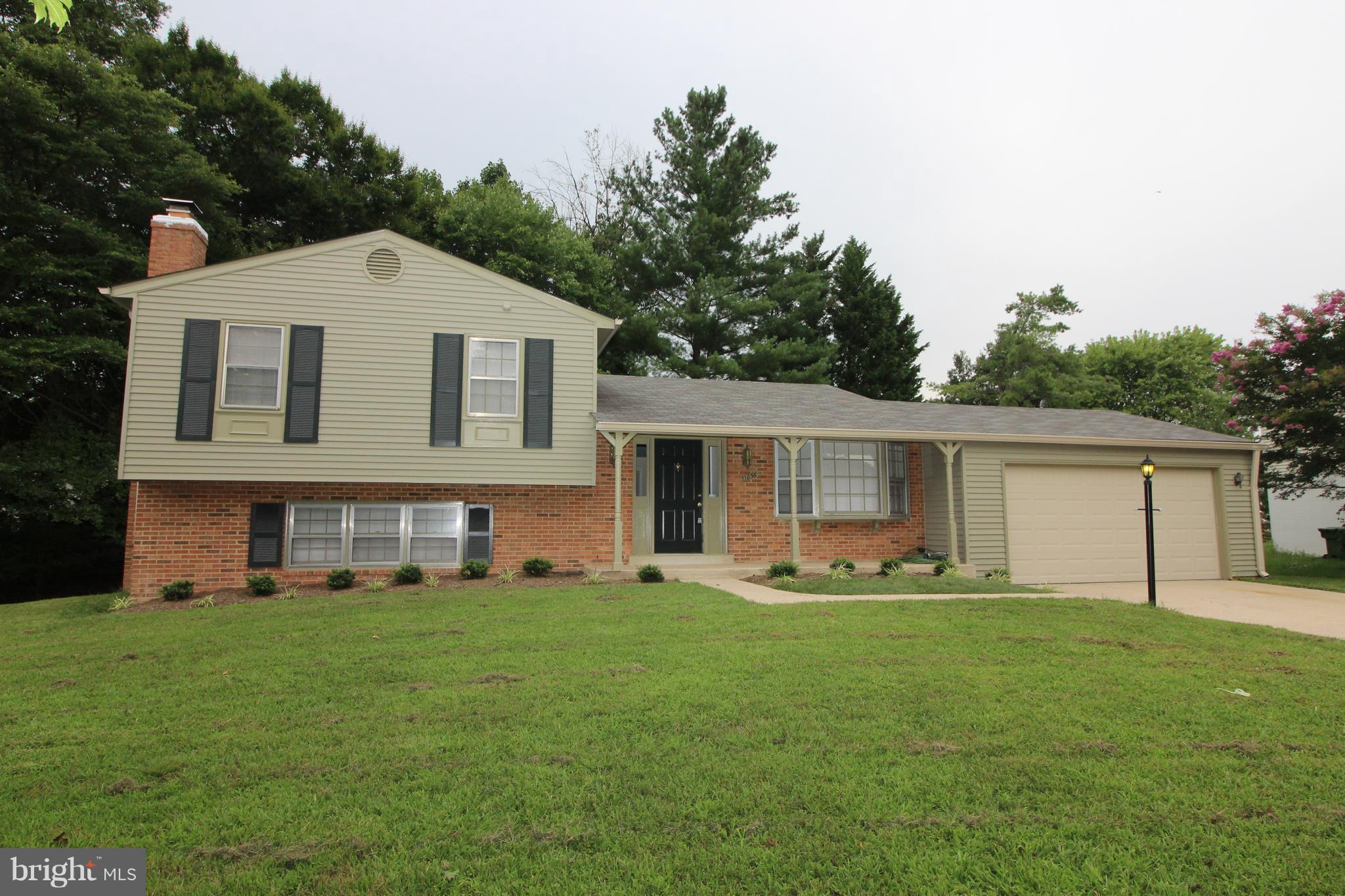 LAKE RIDGE - Residential Lease