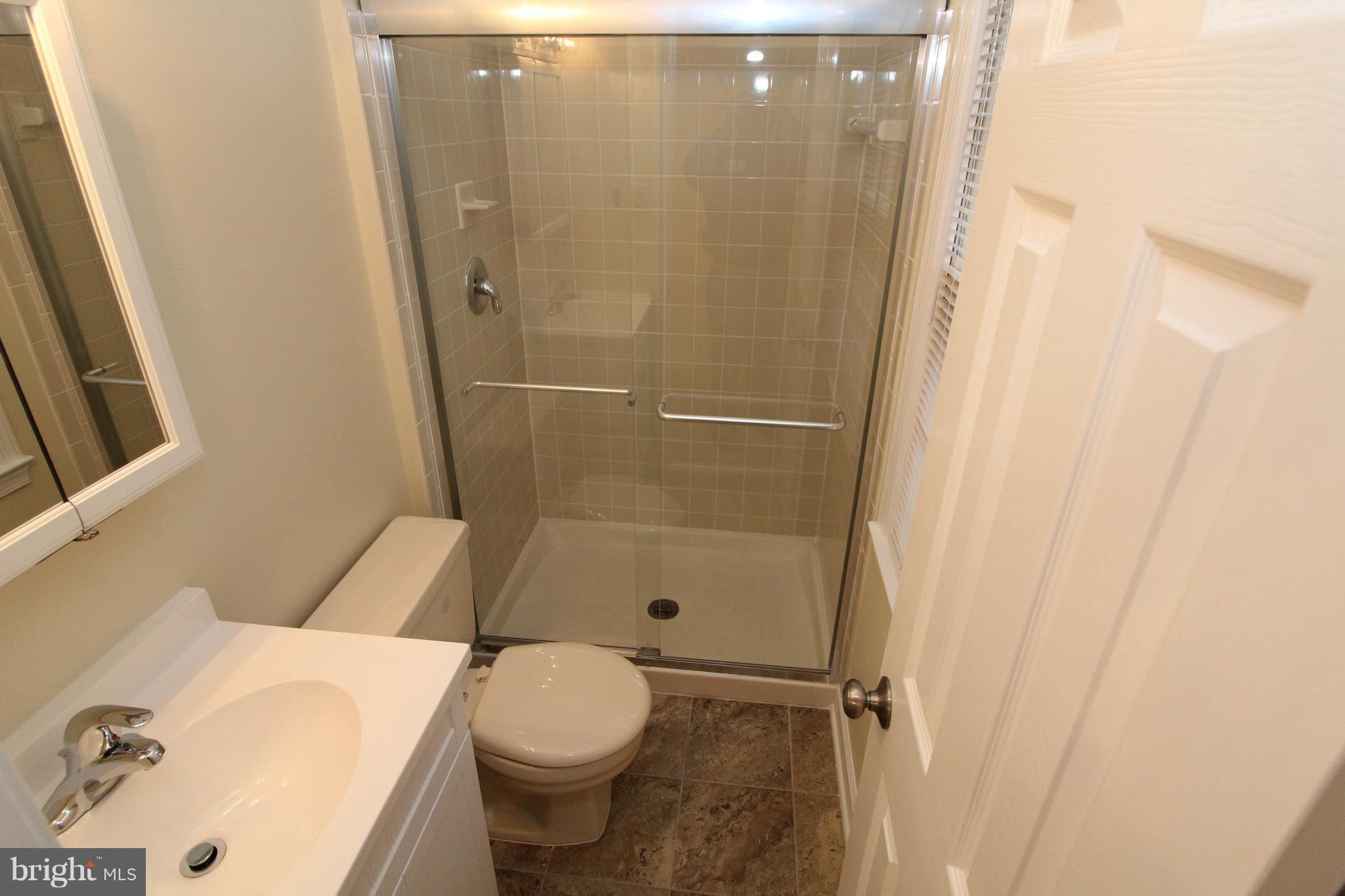 LAKE RIDGE - Residential Lease