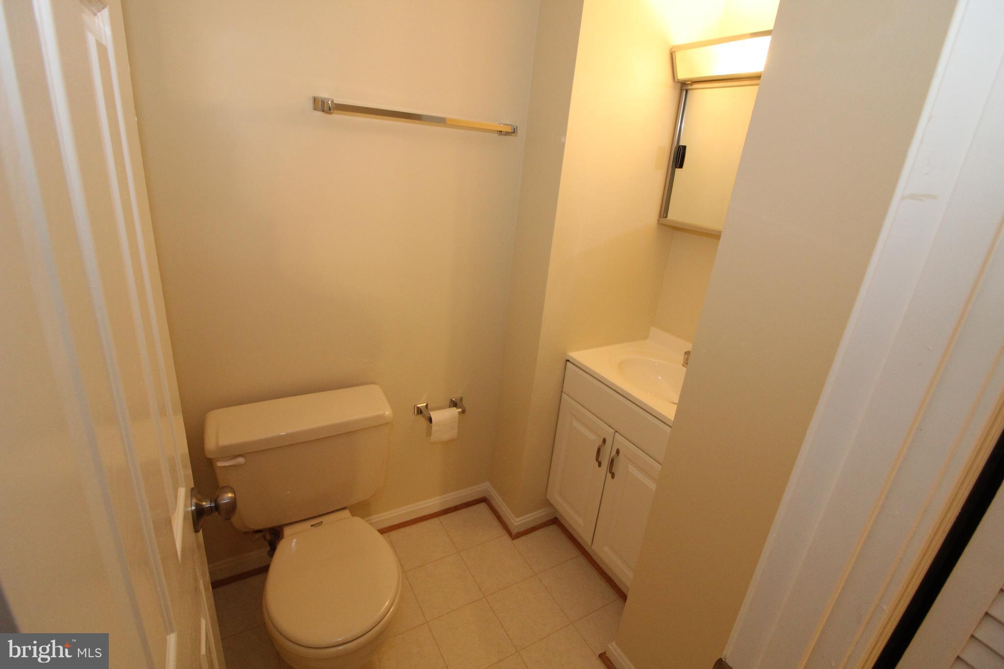 LAKE RIDGE - Residential Lease