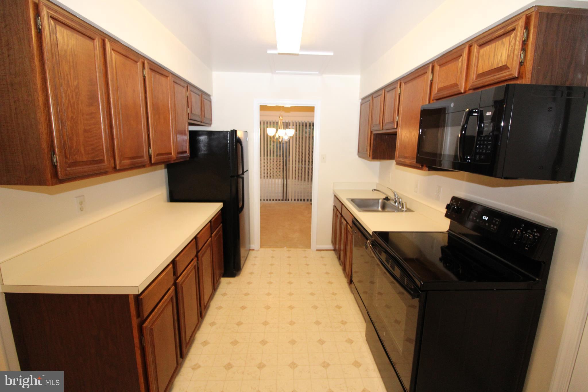 LAKE RIDGE - Residential Lease