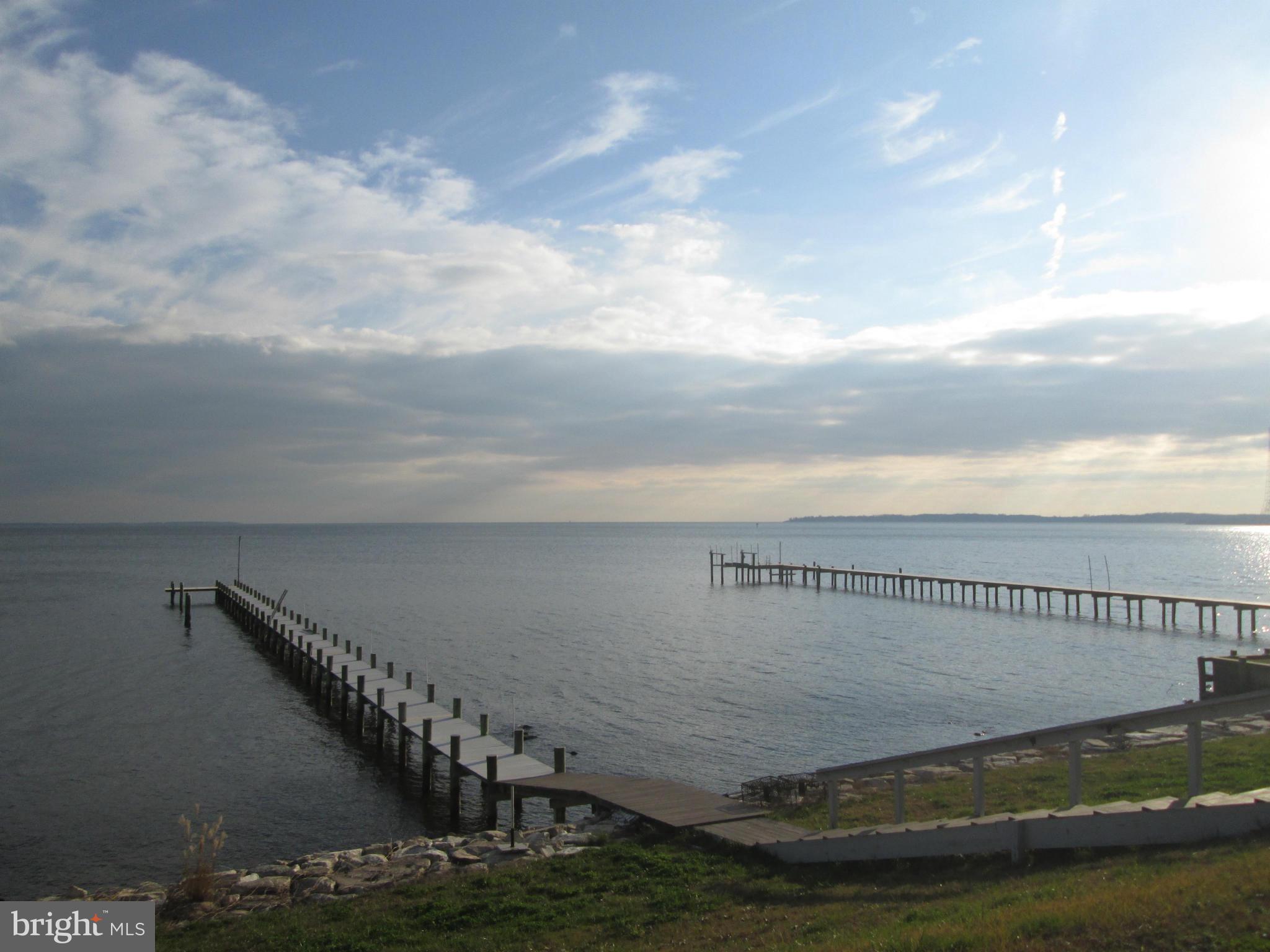 PLEASANT PLAINS - Land