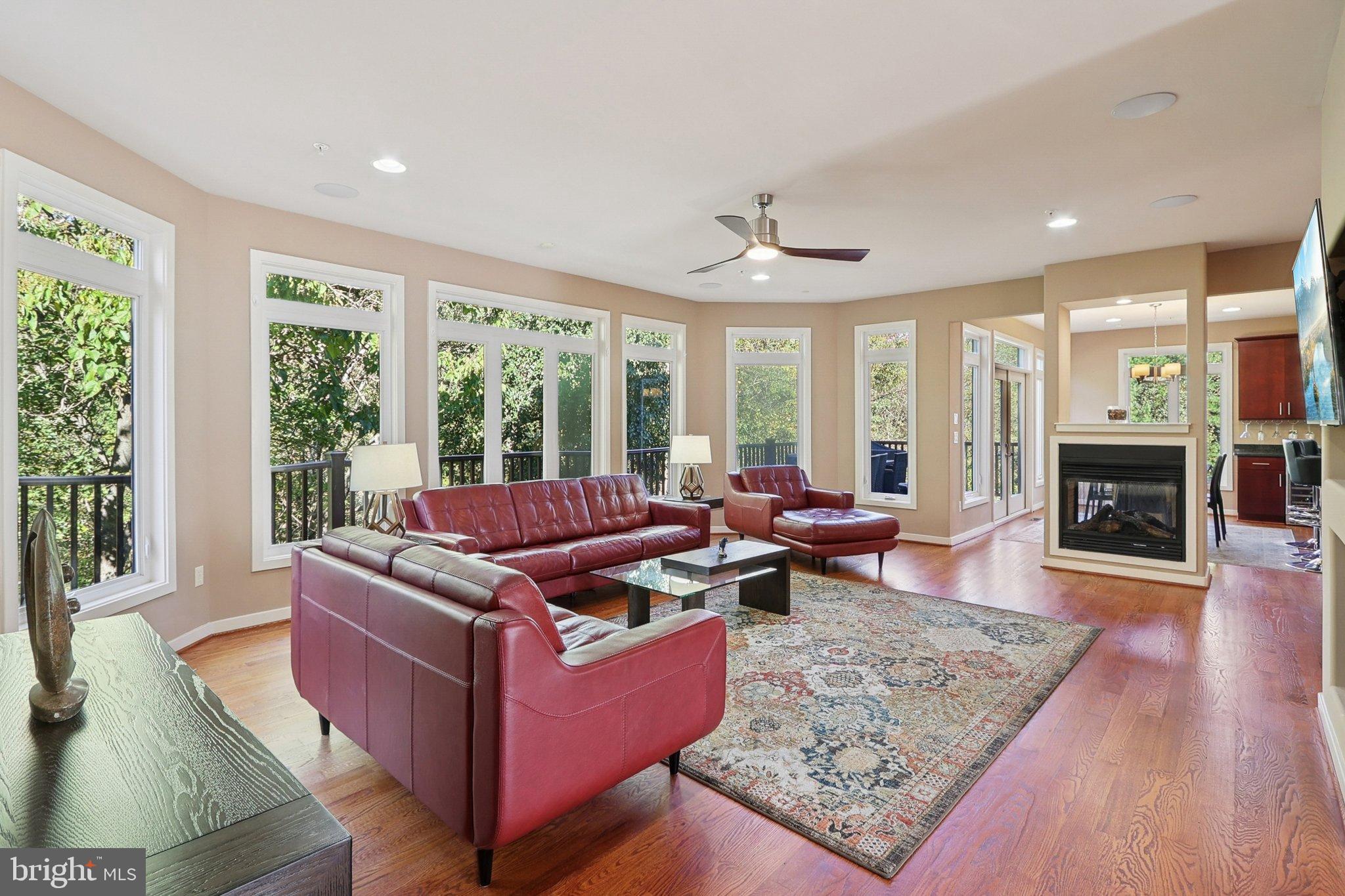 WOODMORE-RESUB-PLAT 5> - Residential