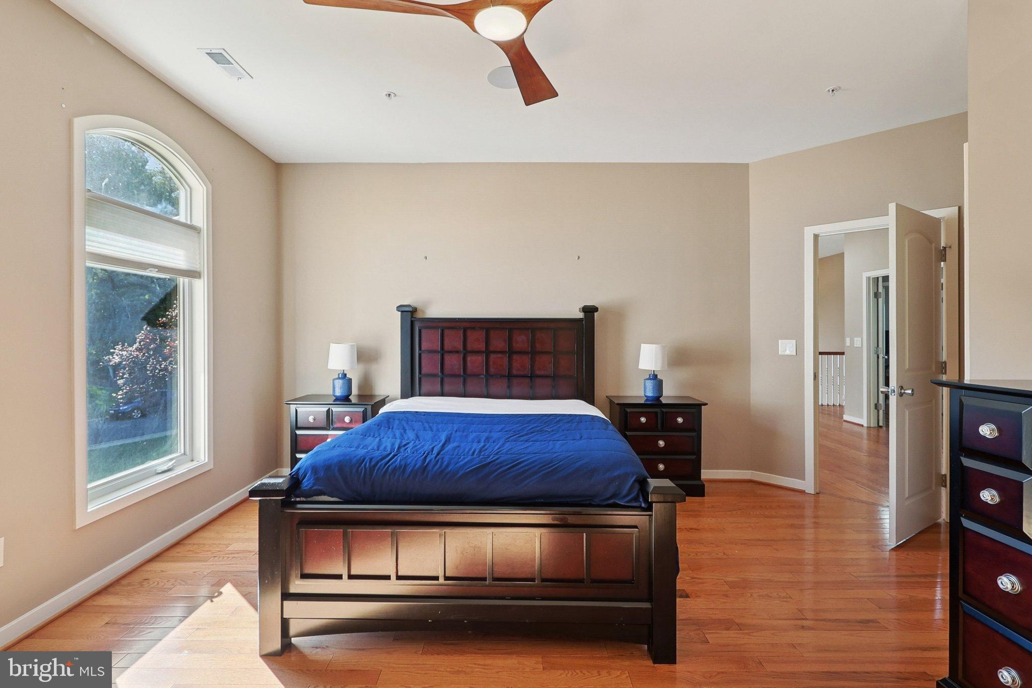 WOODMORE-RESUB-PLAT 5> - Residential