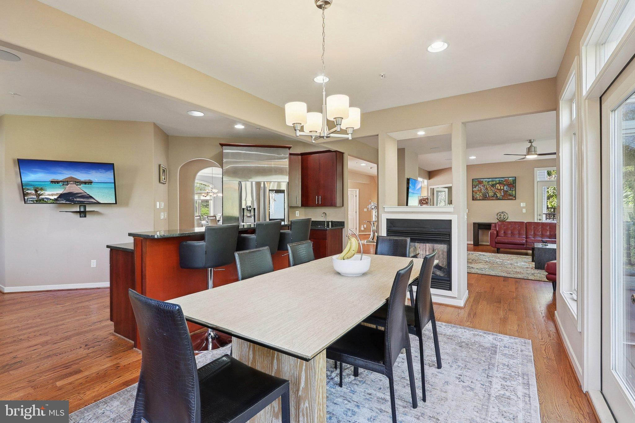 WOODMORE-RESUB-PLAT 5> - Residential